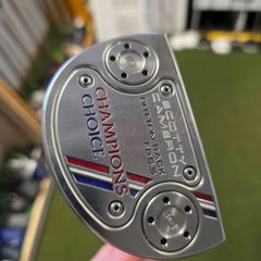 Scotty Cameron Champions Choice Button Back 5.5 Putter 35"