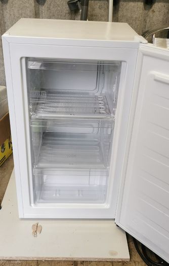 Logik Undercounter Freezer