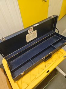 medical display case