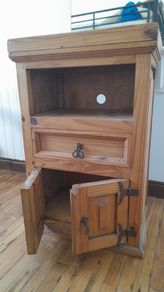Pine TV unit