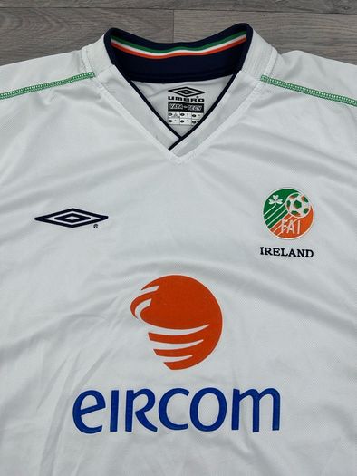 Genuine Vintage 2002 Ireland Away Jersey Shirt Mens XL