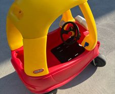 Little Tykes Cosy Coupe Car