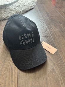 Miu Miu cap