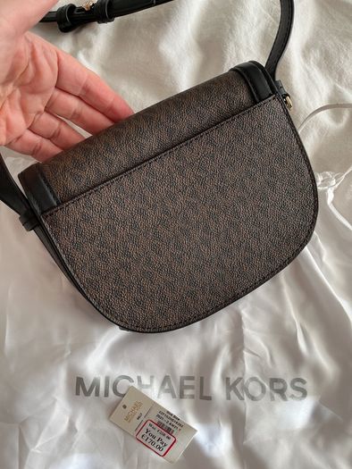 Michael kors crossbody