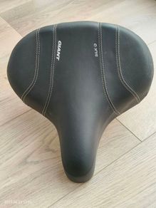 Bicycle seat
