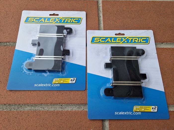Scalextric C8236: 4x New Short Straight Track