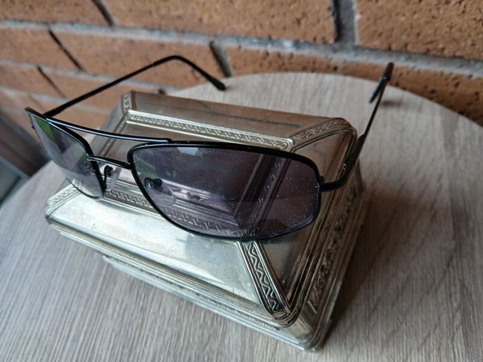 New pilots sunglasses.