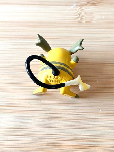 Vintage TOMY Pokemon Raichu Figure CGTSJ Nintendo 1999 Gen 1