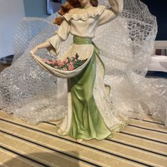My wild Irish Rose figurine