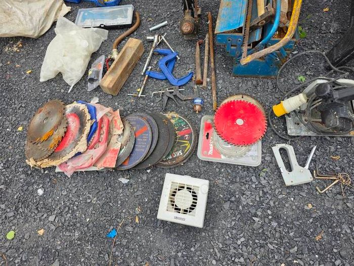 House Clearance Renovation Sale Furniture Building Materials  Tools Drimnagh Dublin from free to make me an offer