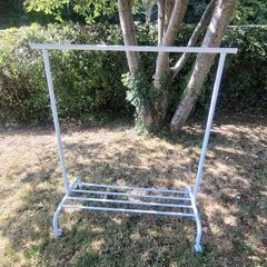 Free Ikea Clothes rail
