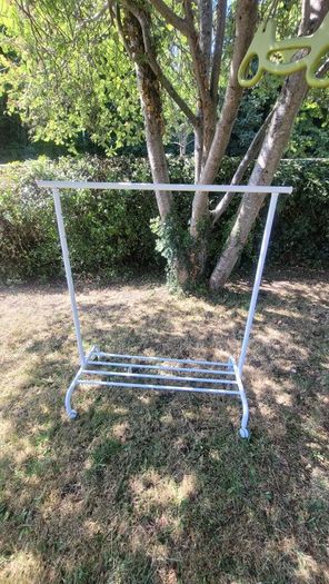 Free Ikea Clothes rail