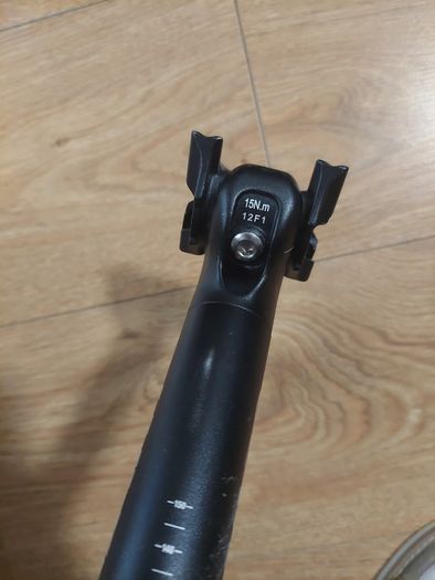 Bicycle parts / seatpost
