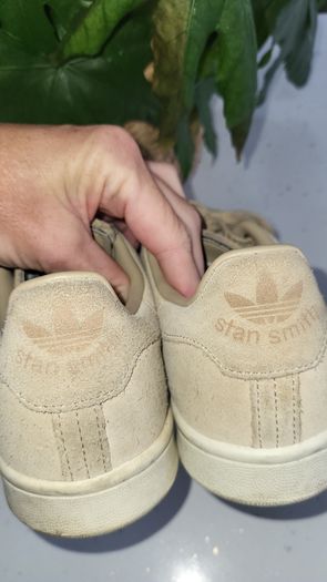 ADIDAS Unisex Stan Smith beige suede Sz 6UK (Fit 6.5 Women)
