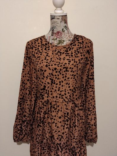 Beautiful Print Dress New