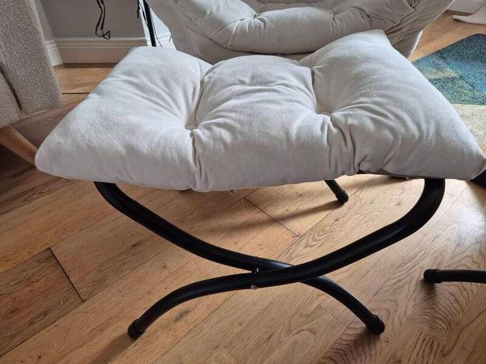 Lounge Chairs