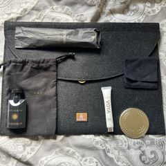 Emirates x Bvlgari travel set