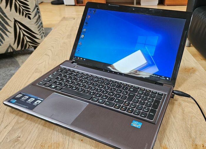 Lenovo