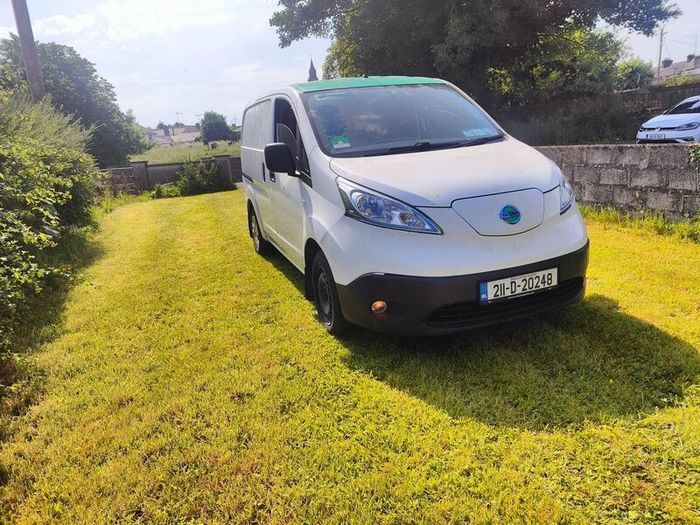 Nissan NV200 2021