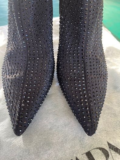 High-heel Dressy Ankle Boots With Sparkly Rhinestones Sequins Jet Black. In Excellent Condition Size Eu 39 Uk 6.   With original protective bag.