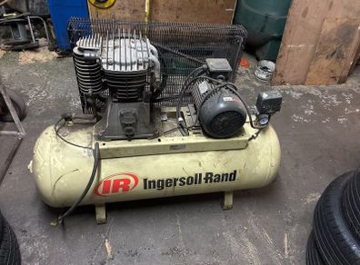 Air compressor