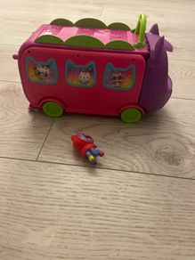 gabby dollhouse van