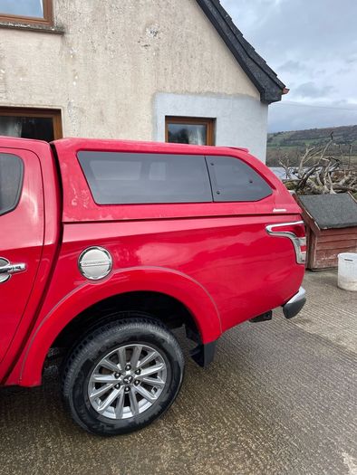 mitsubishi L200 Canopy