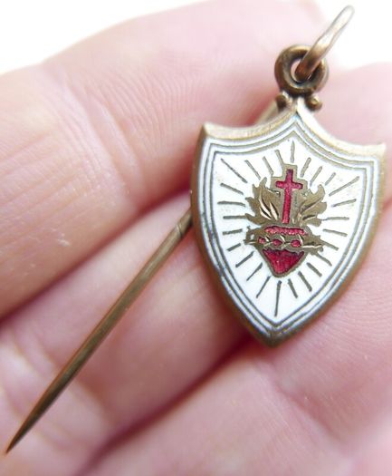 Vintage Irish Collectable Enamel Stick Pin