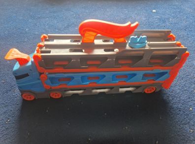 Hot Wheels City Speedway Hauler Playset