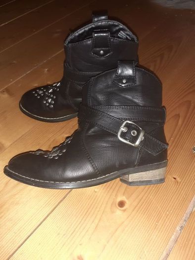 girl's  boots from  M&S
