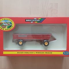 Britains Massey Ferguson 4 Wheeled Trailer Farm Model 1:32 Scale 9567 MINT