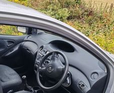 Toyota Yaris 2004 low km