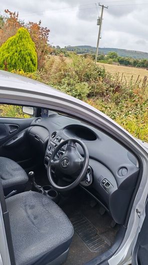 Toyota Yaris 2004 low km