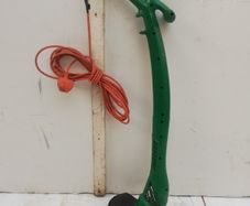 grass trimmer