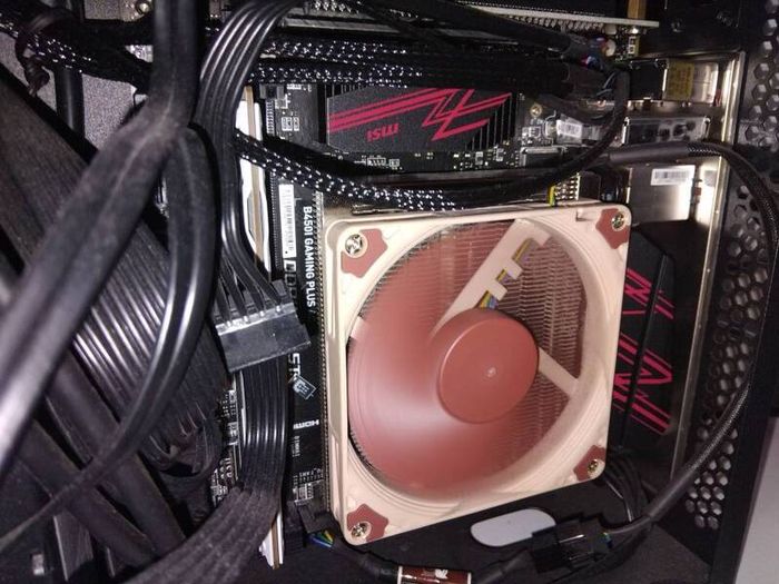 Desktop Pc Ryzen 5 2600 / Gtx 1070 / 8gb Ram / 240gb Ssd
