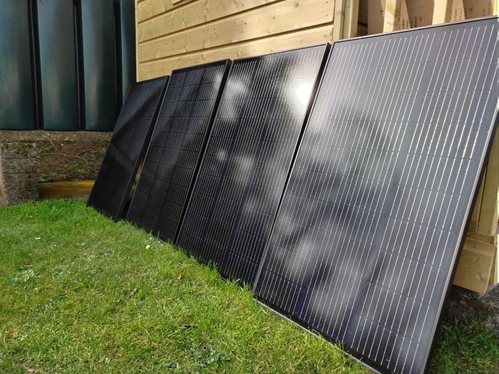 Ecoflow Solar Panel Bundle with Brackets