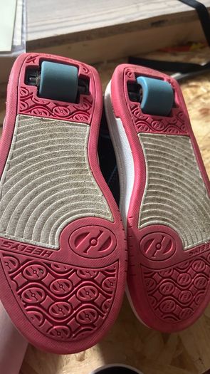 heelys size 3