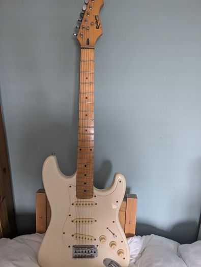 Rockwood by hohner stratocaster style