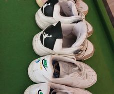 3 pairs trainers size4.