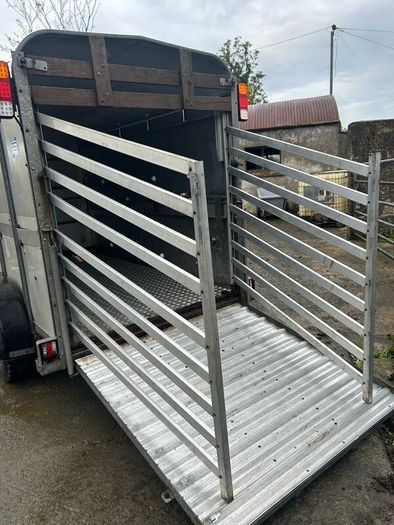 Ifor Williams 10ft x 5ft cattle trailer