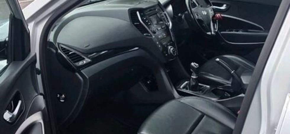 Hyundai Santa Fe SUV Diesel Sliver