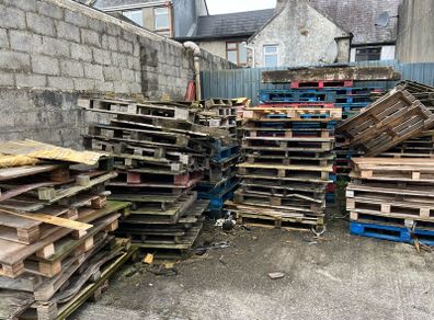 Free Pallets