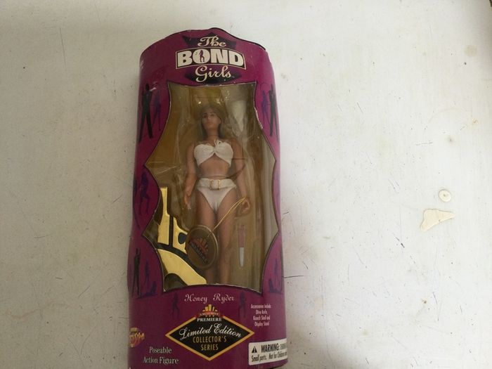 james bond figures