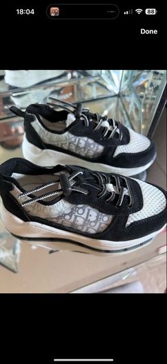 D kids runner size 9