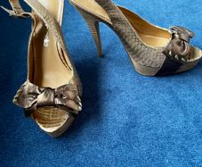 Ladies Shoes