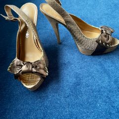 Ladies Shoes