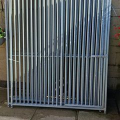 Galvanised Dog Run