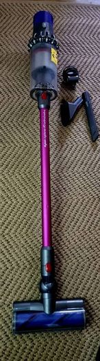 dyson v10