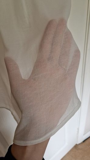 Off white blouse UK12/EU40