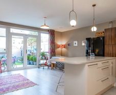 Kitchen and integrated appliances.